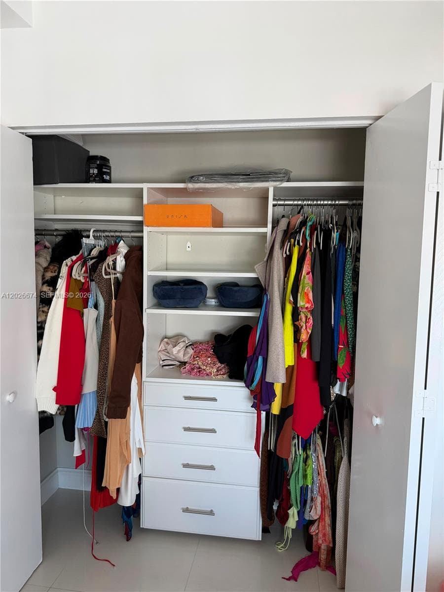 90 SW 3rd St # 4006, Miami FL 33130 — 11