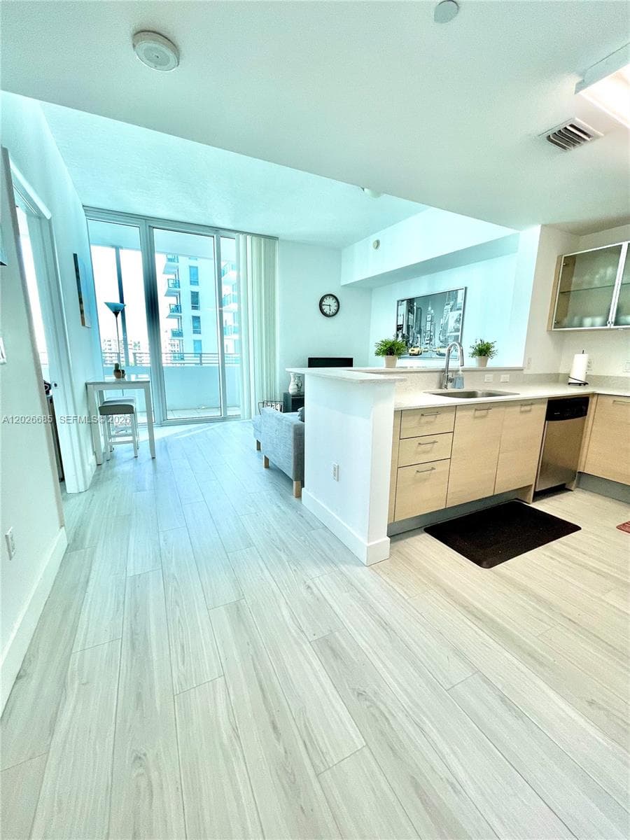 350 NE 24th St # 709, Miami FL 33137 — 5