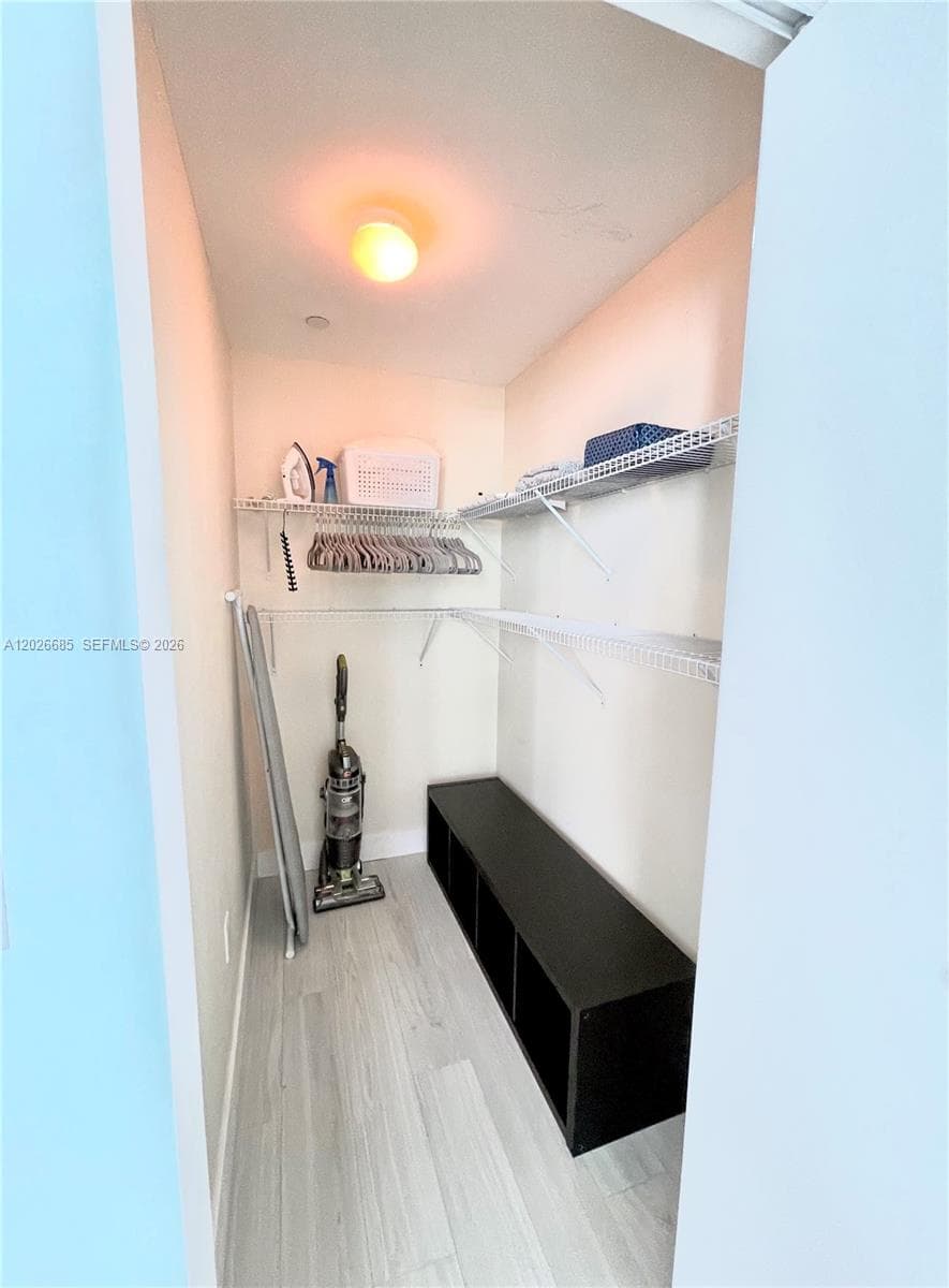 350 NE 24th St # 709, Miami FL 33137 — 11