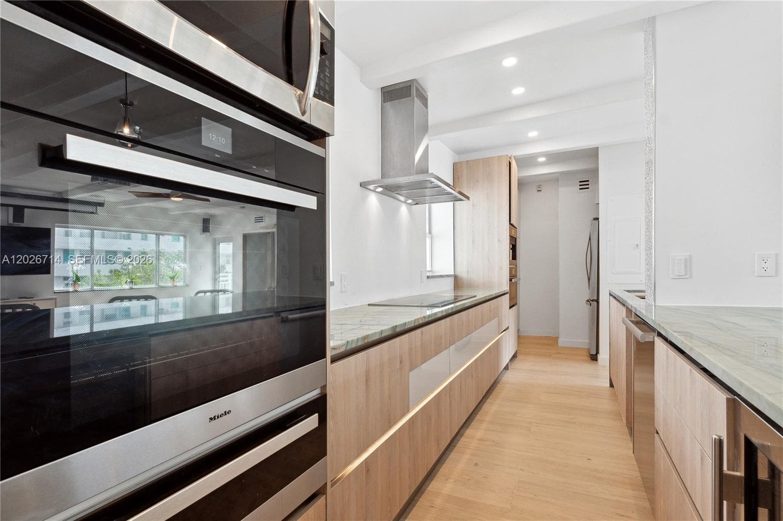 325 Ocean Dr # 502, Miami Beach FL 33139 — 6
