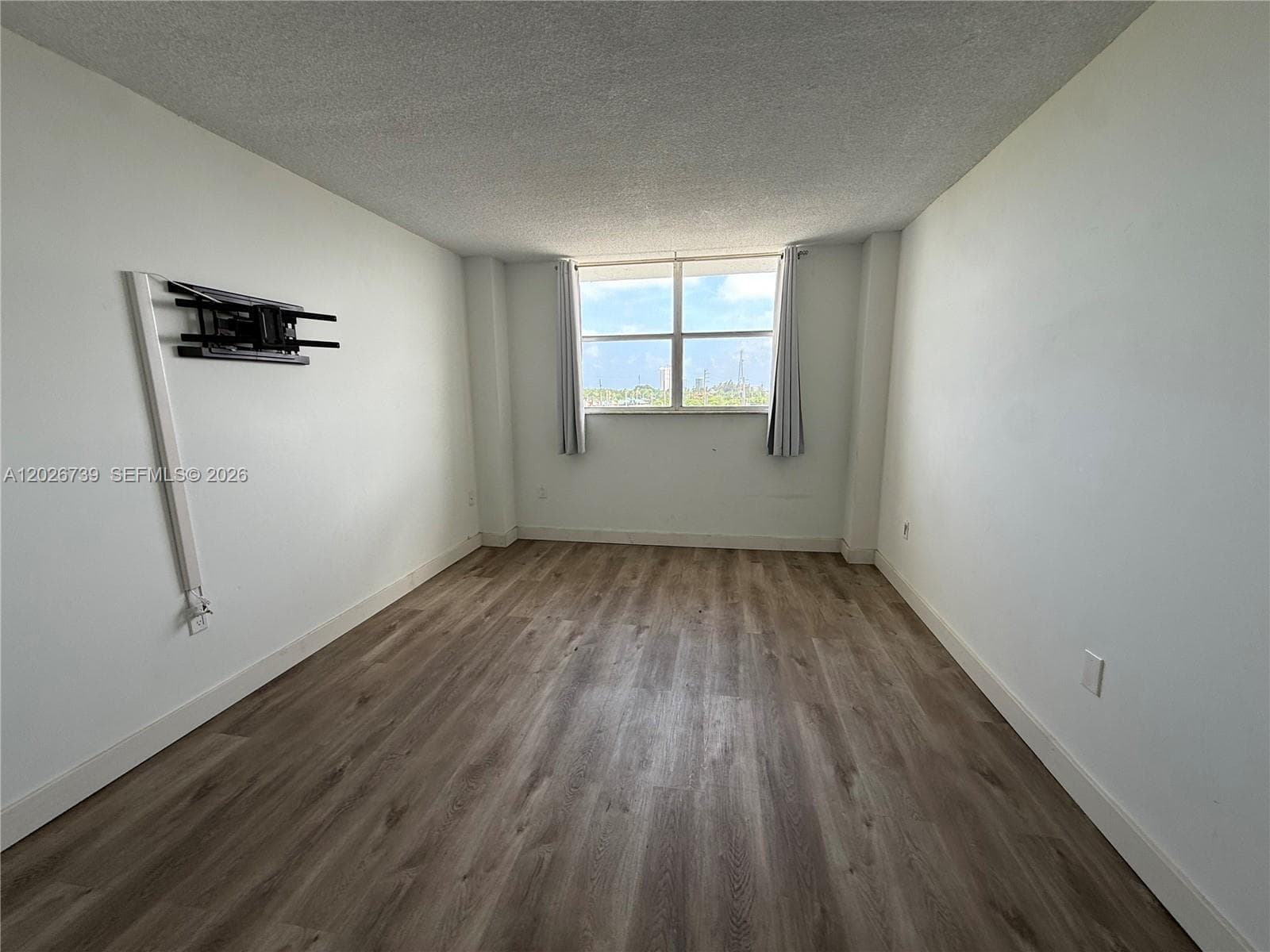 16465 NE 22nd Ave # 610, North Miami Beach FL 33160 — 5