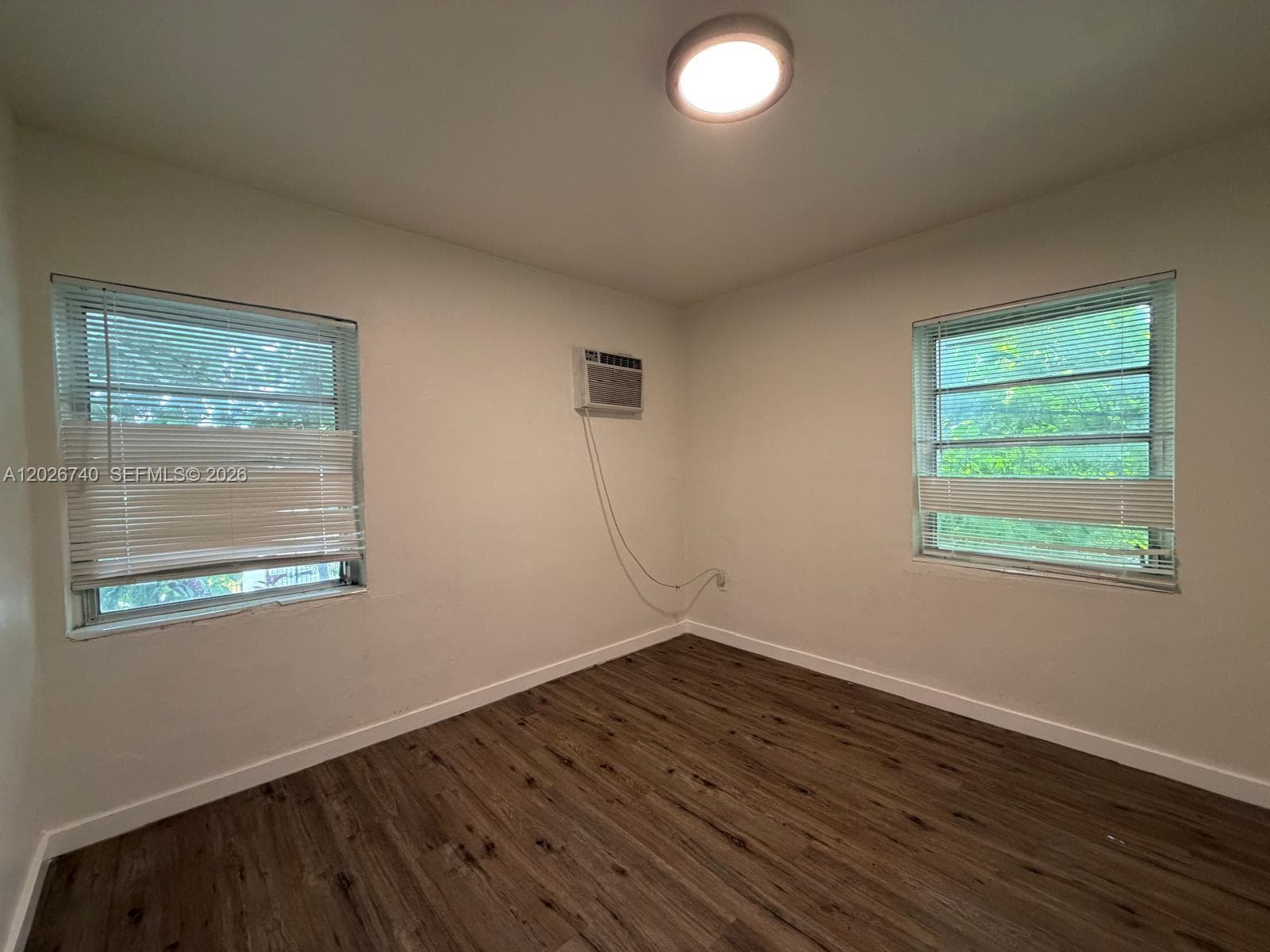 535 SW 7th St # 4, Miami FL 33130 — 9