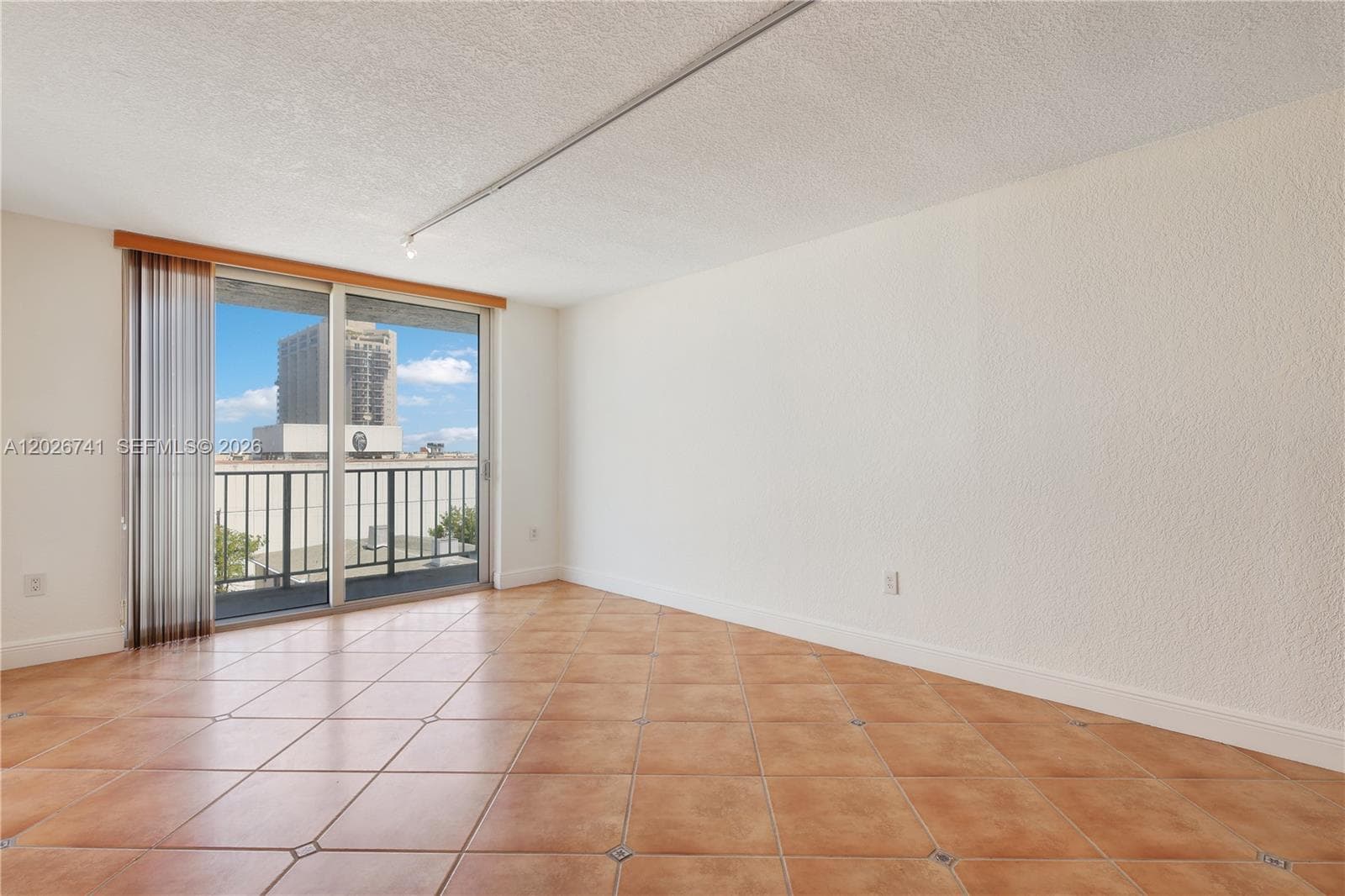 6801 Indian Creek Dr # 602, Miami Beach FL 33141 — 10
