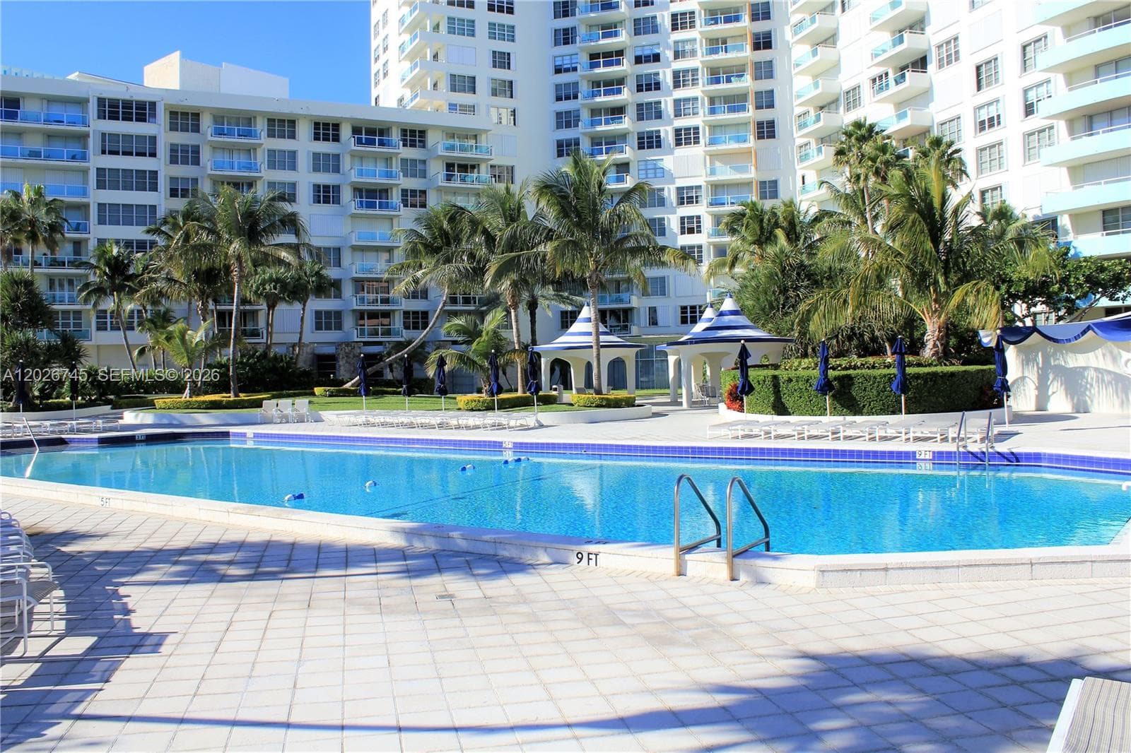 5151 Collins Ave # 519, Miami Beach FL 33140 — 52