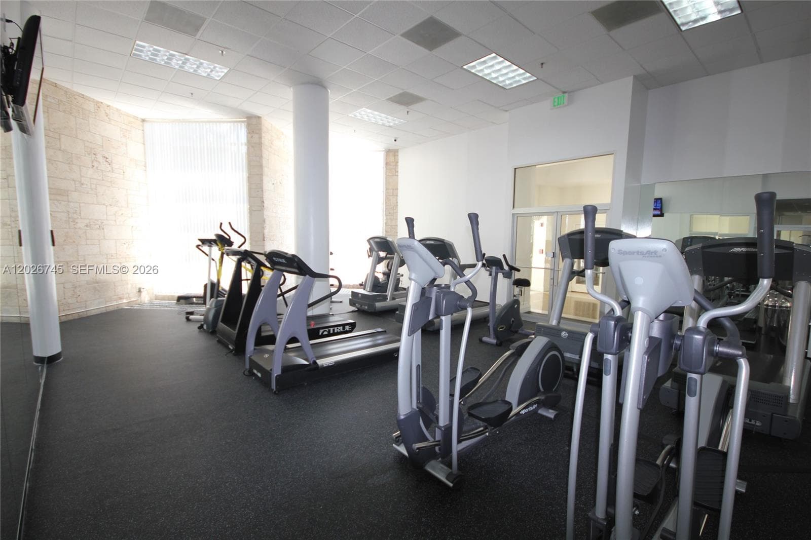 5151 Collins Ave # 519, Miami Beach FL 33140 — 66