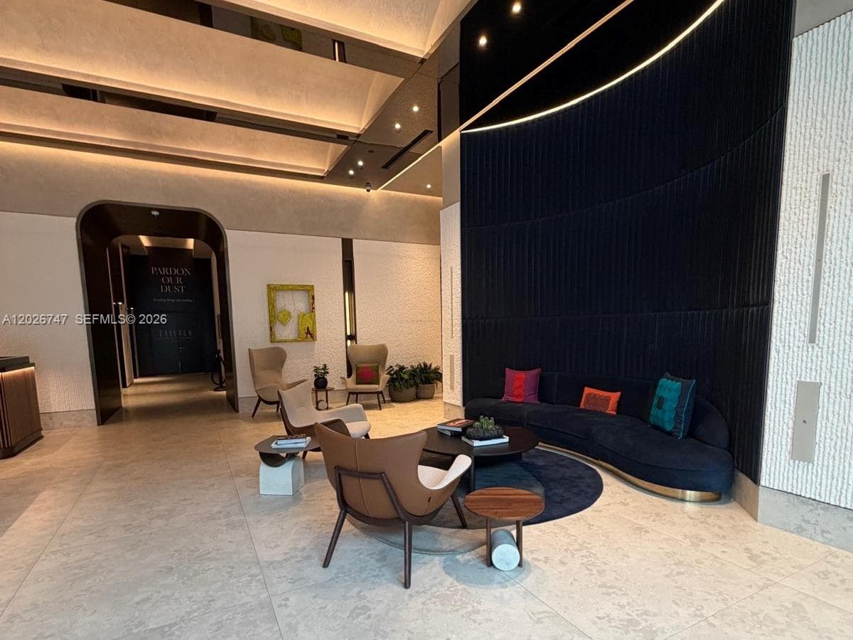20 NE 11TH STREET # 3304, Miami FL 33132 — 17