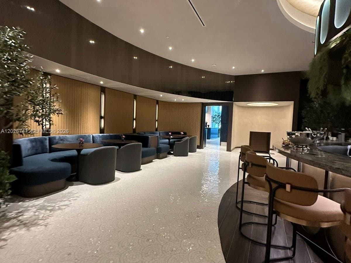 20 NE 11TH STREET # 3304, Miami FL 33132 — 10