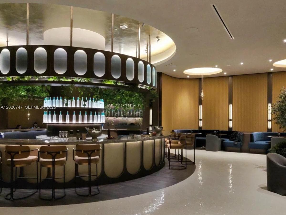 20 NE 11TH STREET # 3304, Miami FL 33132 — 18