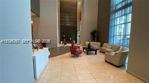 300 S Biscayne Blvd # 2609, Miami FL 33131 — 17