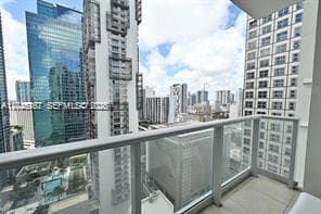 300 S Biscayne Blvd # 2609, Miami FL 33131 — 14