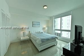 300 S Biscayne Blvd # 2609, Miami FL 33131 — 8