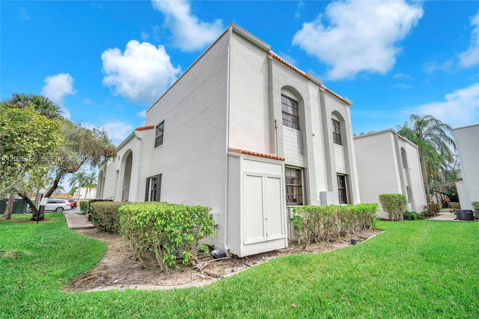 3571 Magellan Cir # 4, Aventura FL 33180 — 40