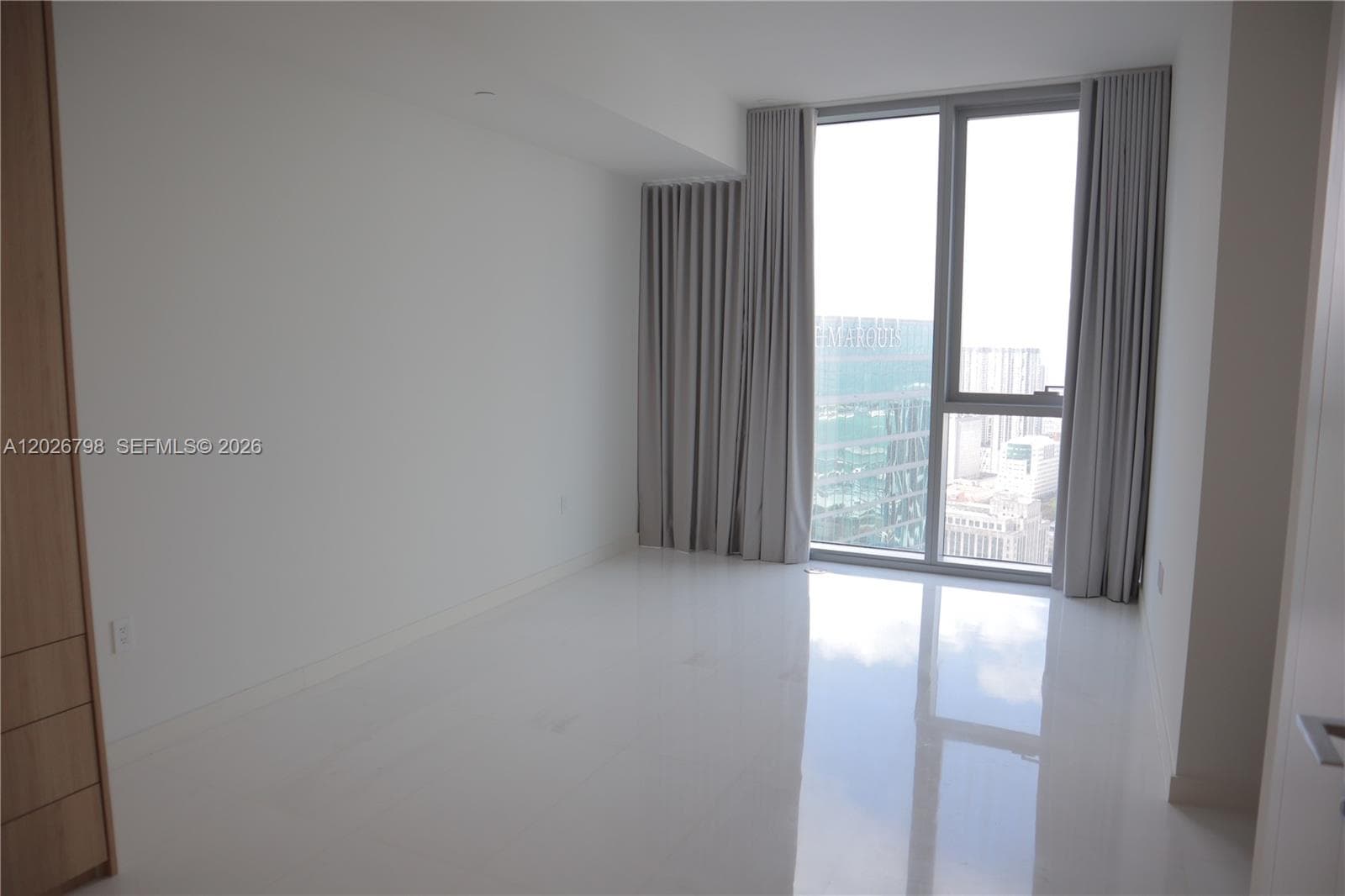 300 Biscayne Blvd Way # 4609, Miami FL 33131 — 11