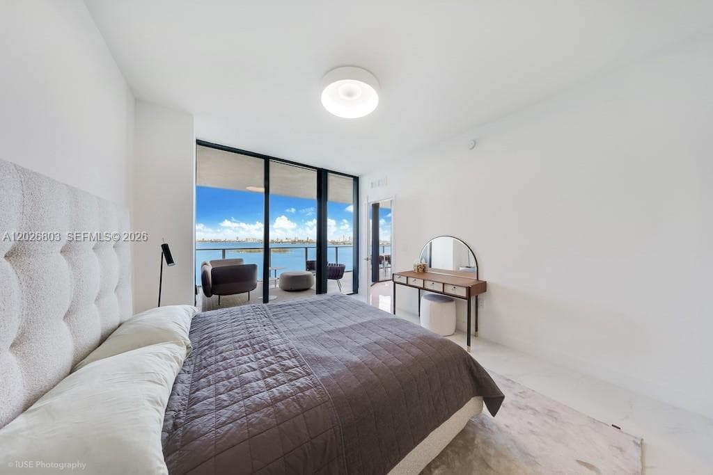 700 NE 24 St # 1403, Miami FL 33137 — 9