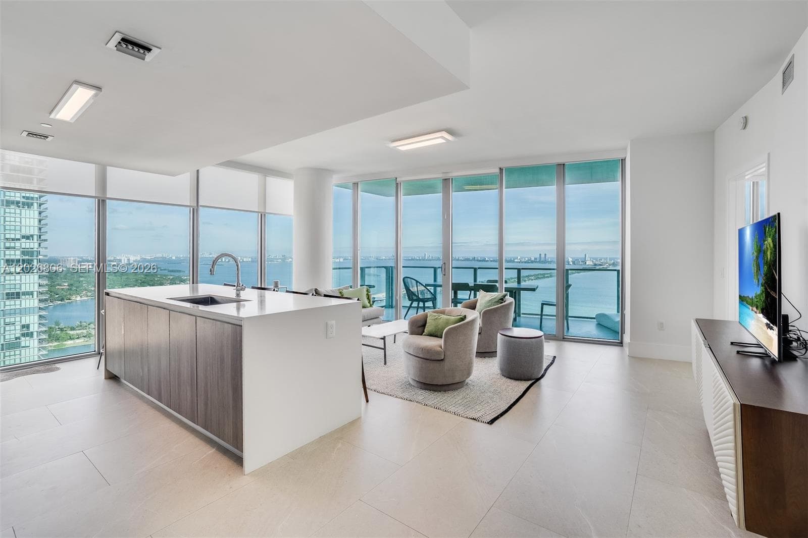 2900 NE 7th Ave # 3702, Miami FL 33137 — 1
