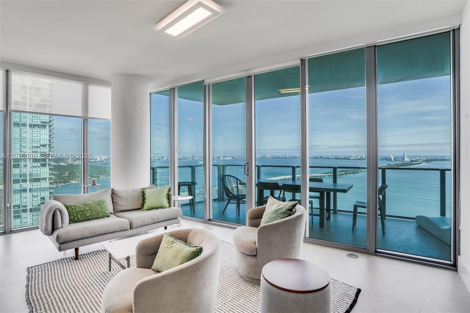 2900 NE 7th Ave # 3702, Miami FL 33137 — 5