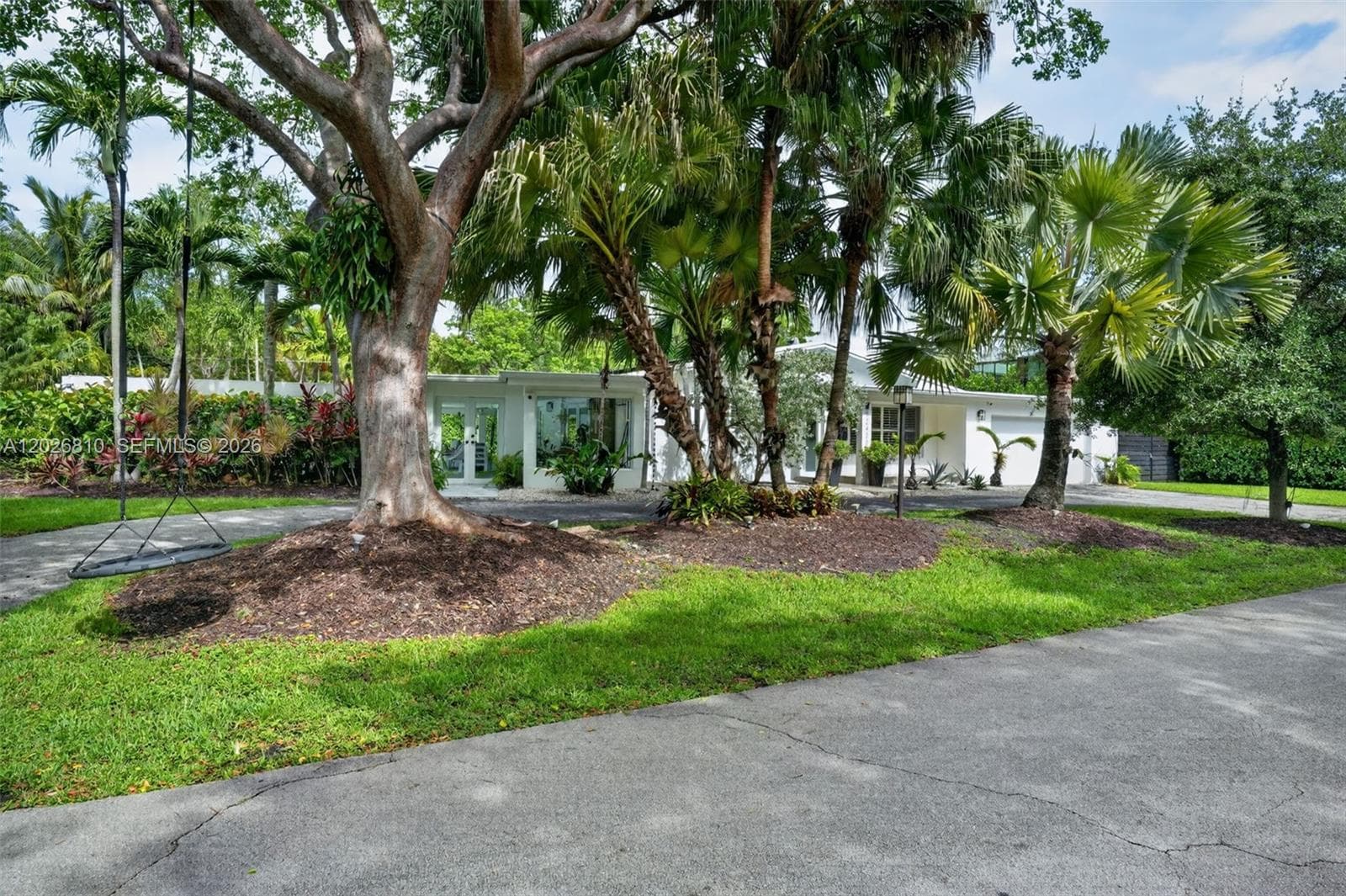 12420 SW 69th Ave, Pinecrest FL 33156 — 60