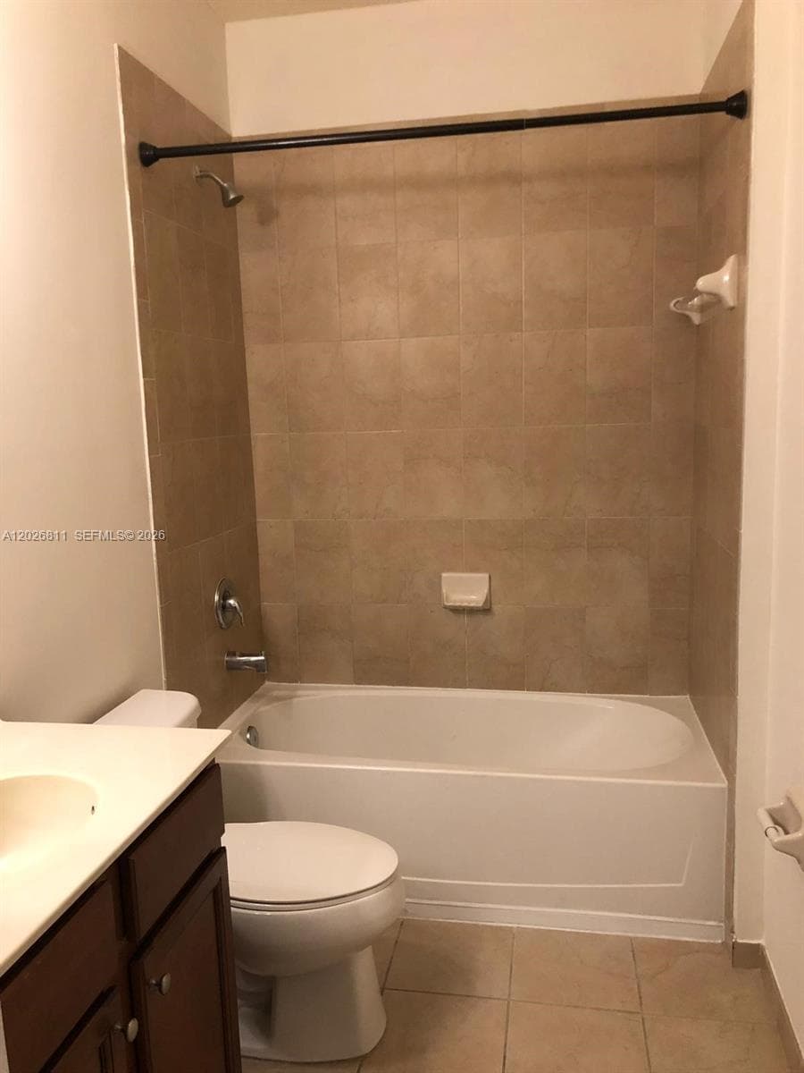 8960 NW 97th Ave # 102, Doral FL 33178 — 25