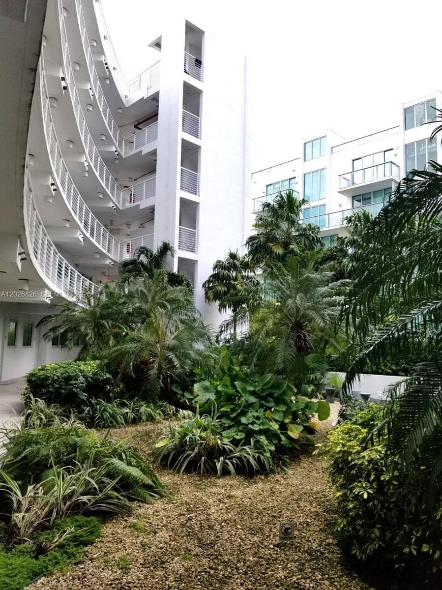 6580 Indian Creek Dr # 201, Miami Beach FL 33141 — 26