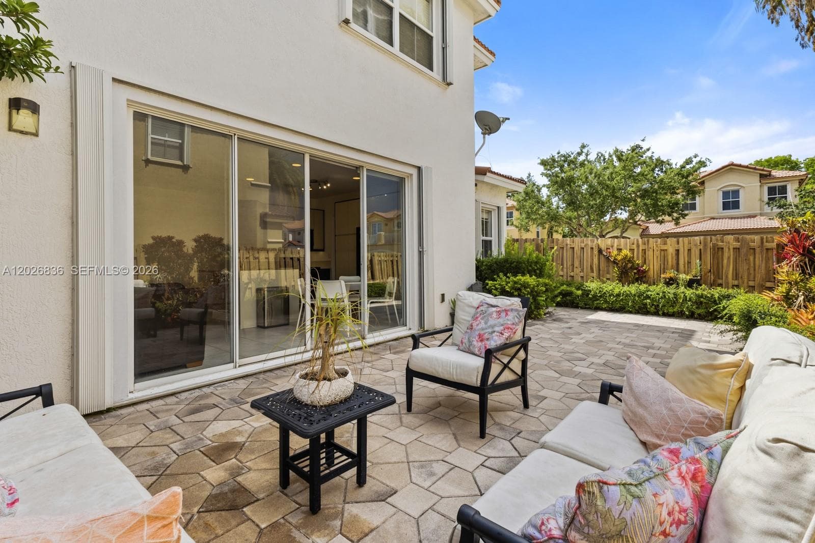 8610 NW 110th Ave, Doral FL 33178 — 19