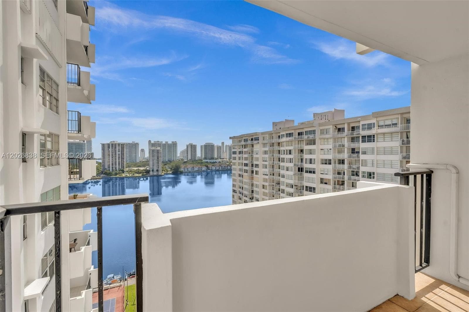 2750 NE 183rd St # 1801, Aventura FL 33160 — 34