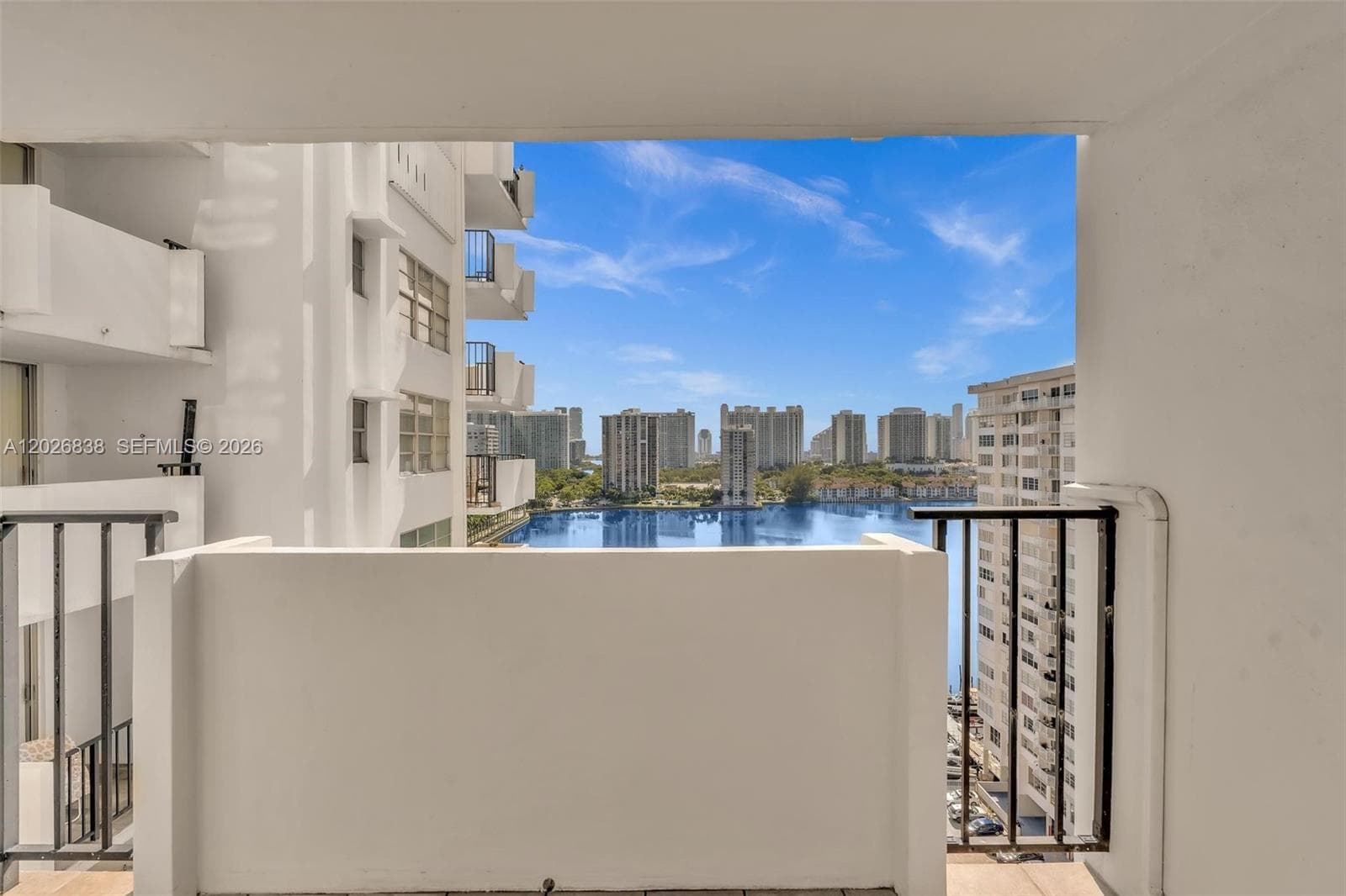 2750 NE 183rd St # 1801, Aventura FL 33160 — 29