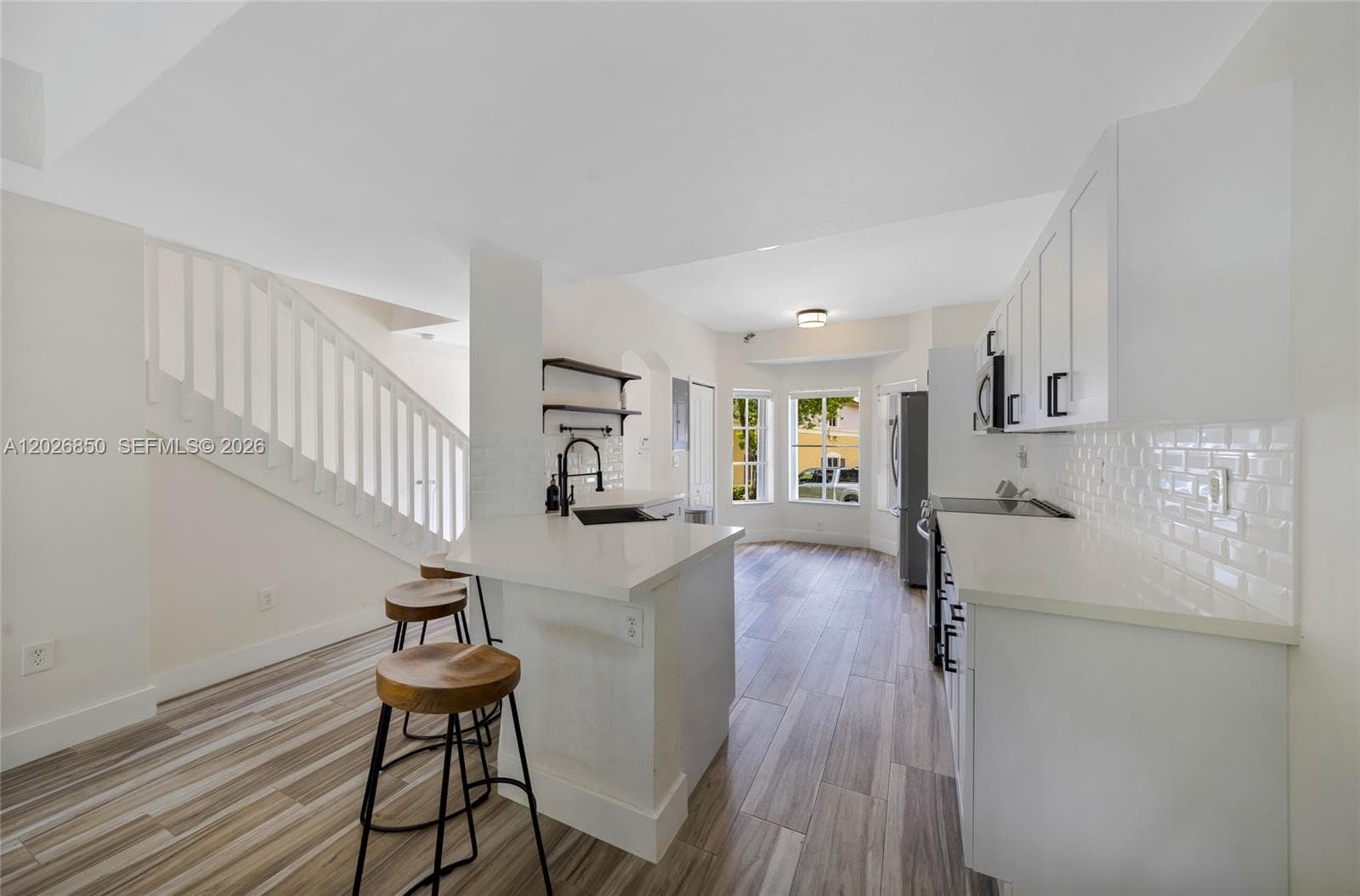 8942 W Flagler St # 3, Miami FL 33174 — 7