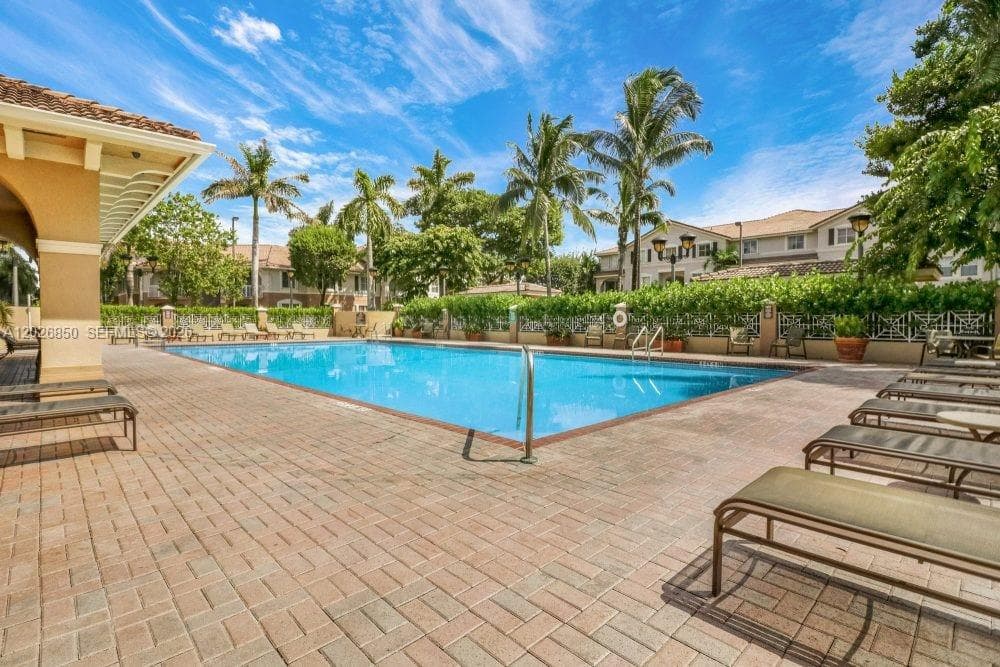 8942 W Flagler St # 3, Miami FL 33174 — 29
