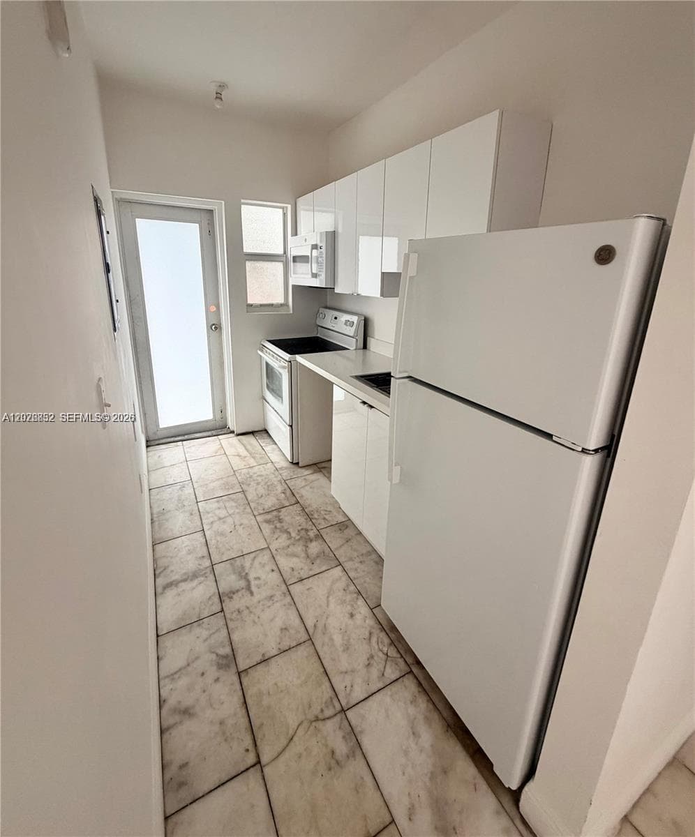 922 Jefferson Ave # 6, Miami Beach FL 33139 — 9