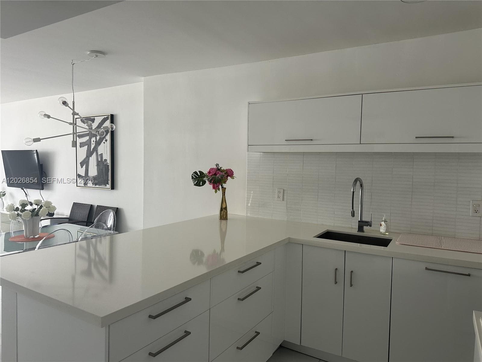 100 Lincoln Rd # 835, Miami Beach FL 33139 — 6