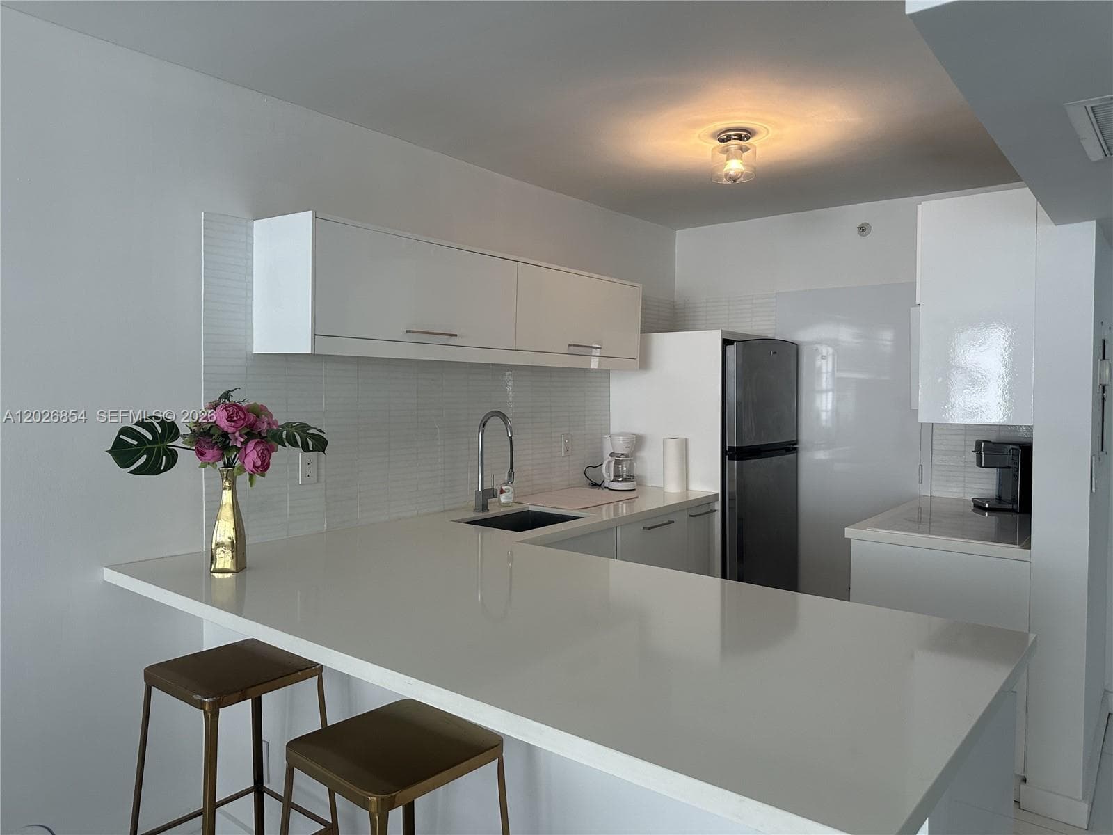 100 Lincoln Rd # 835, Miami Beach FL 33139 — 3