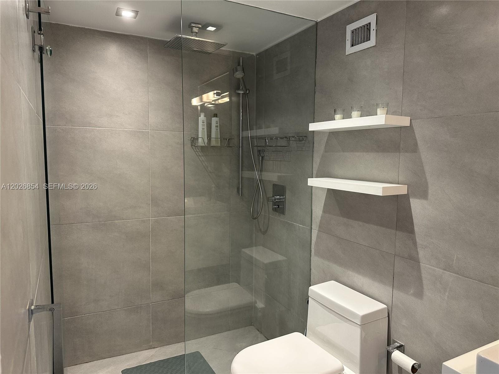 100 Lincoln Rd # 835, Miami Beach FL 33139 — 10