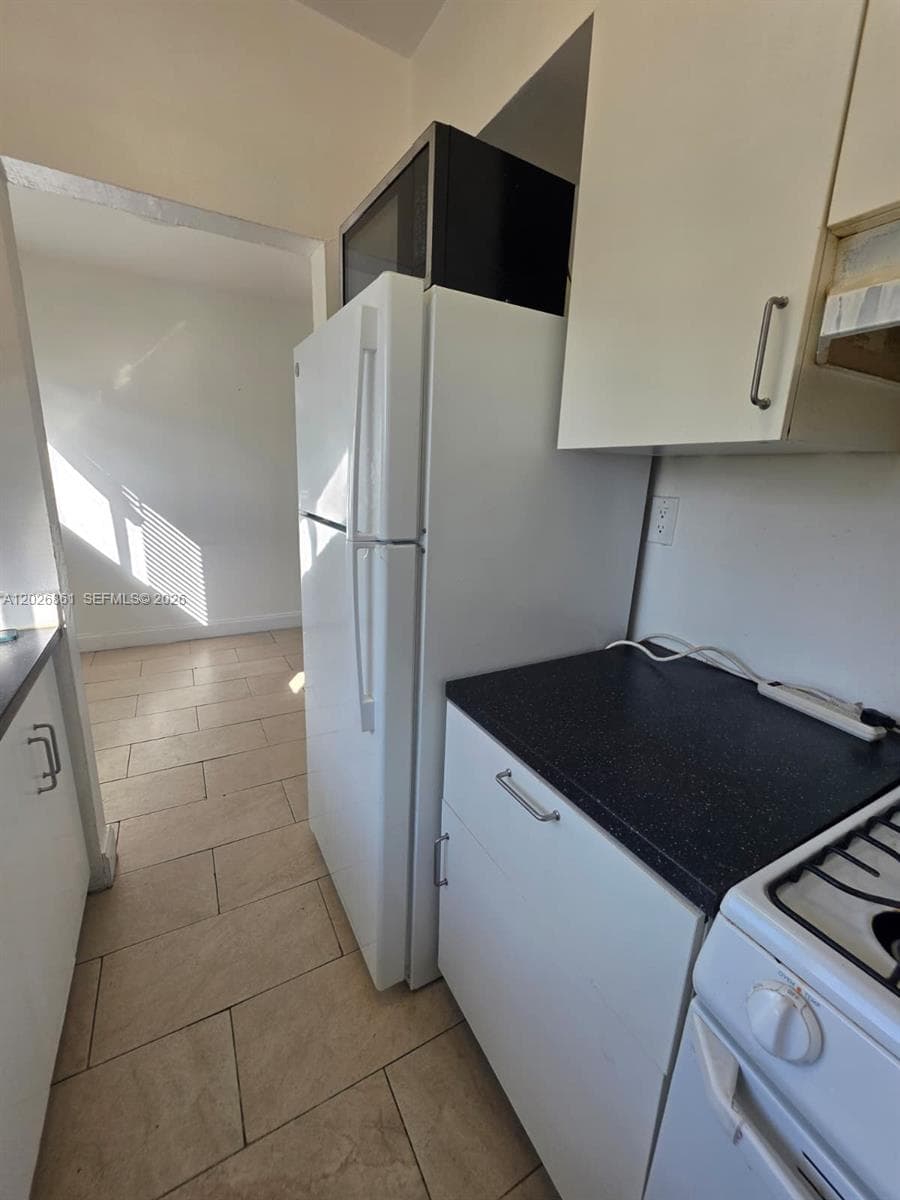 7155 Rue Notre Dame # 6, Miami Beach FL 33141 — 7
