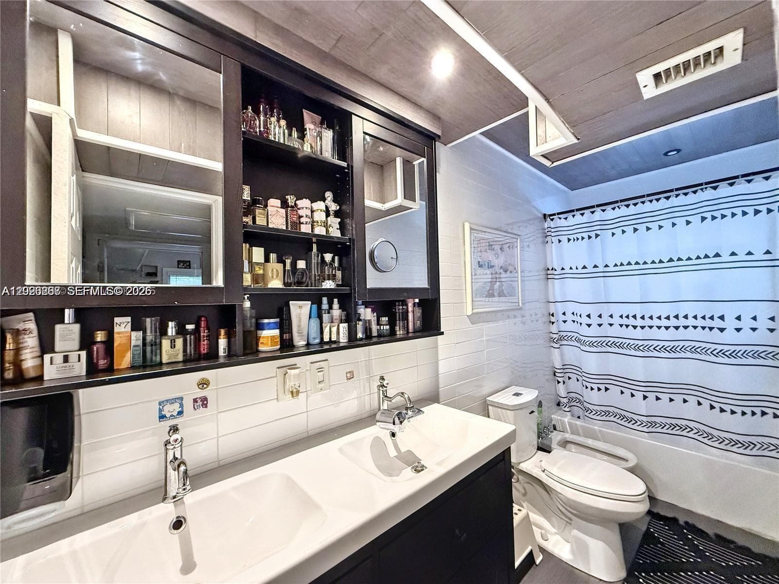 1115 Meridian Ave, Miami Beach FL 33139 — 12