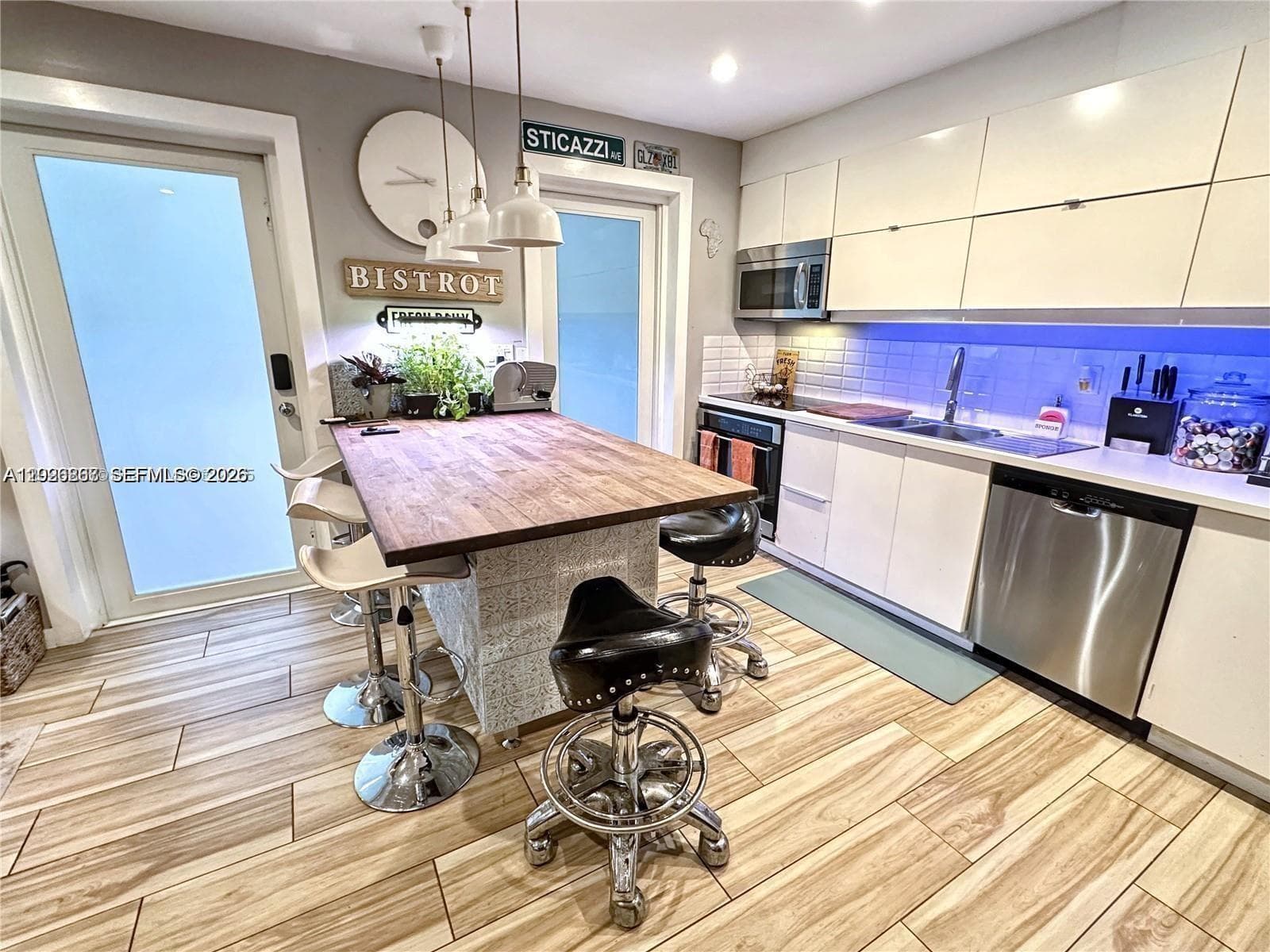 1115 Meridian Ave, Miami Beach FL 33139 — 5