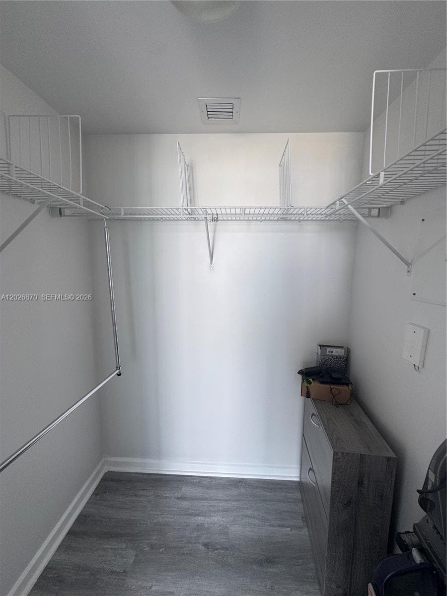 50 Biscayne Blvd # 3303, Miami FL 33132 — 19