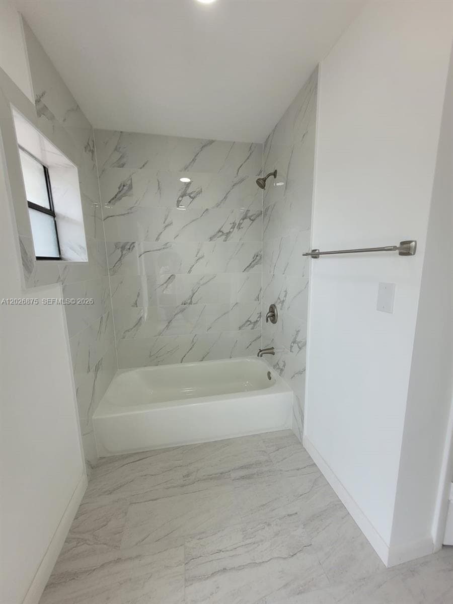 2438 SW 109th Ct, Miami FL 33165 — 14