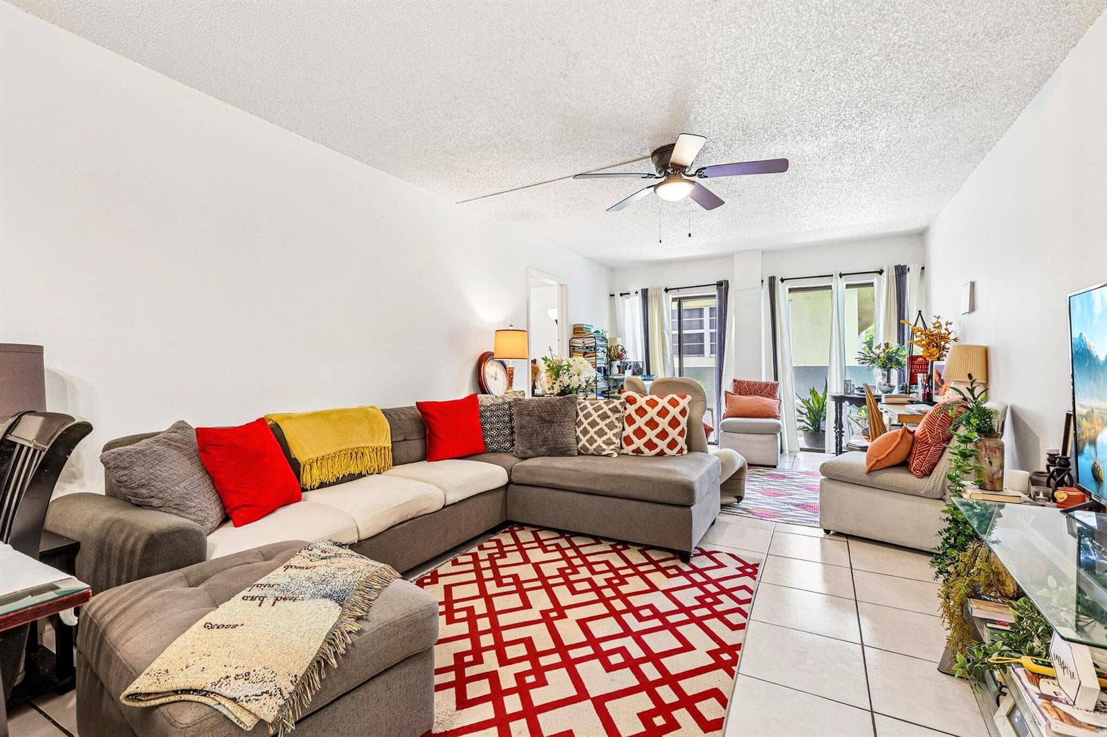 6941 Carlyle Avenue # 2e, Miami Beach FL 33141 — 3