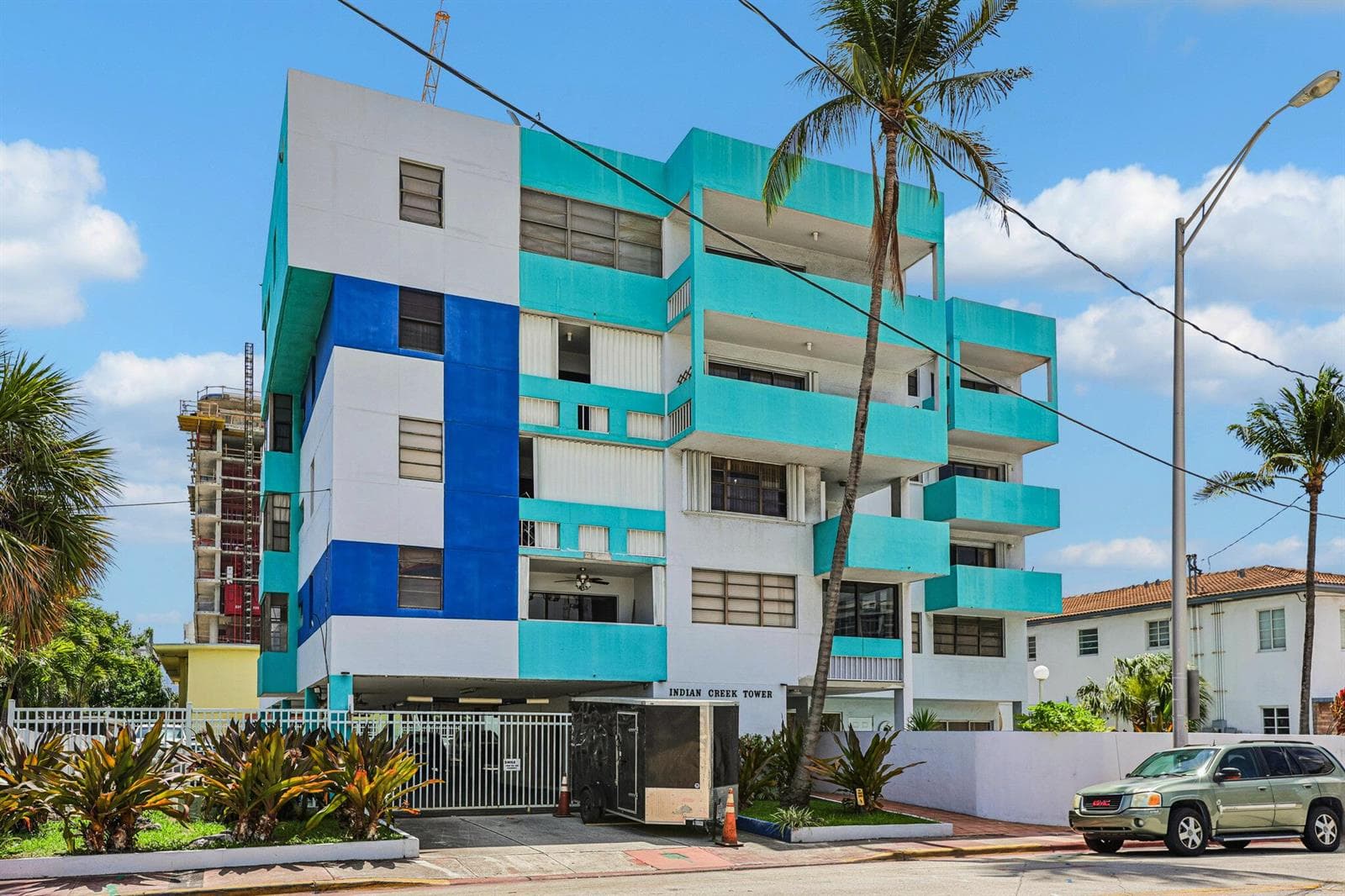 6941 Carlyle Avenue # 2e, Miami Beach FL 33141 — 24