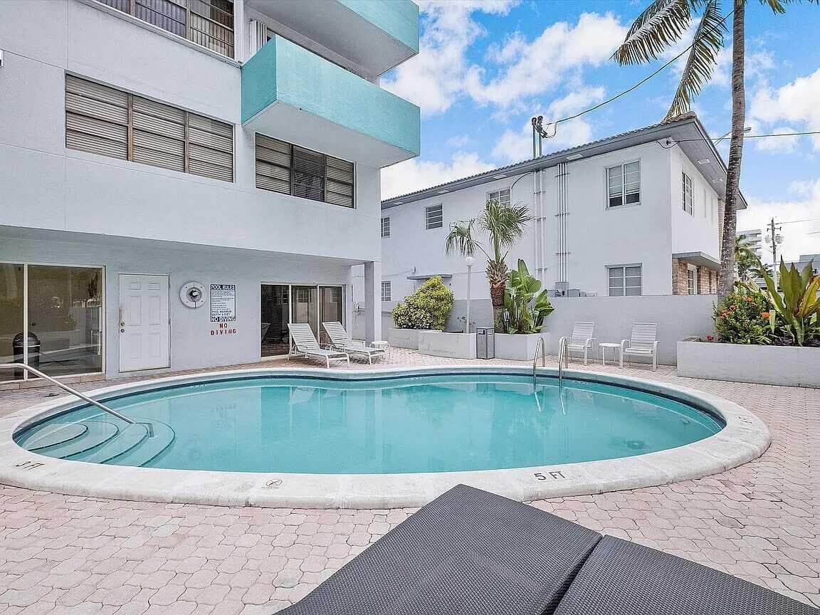 6941 Carlyle Avenue # 2e, Miami Beach FL 33141 — 21