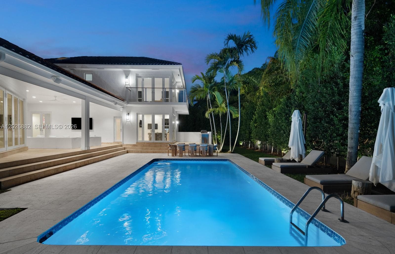 7155 E Lago Dr, Coral Gables FL 33143 — 4