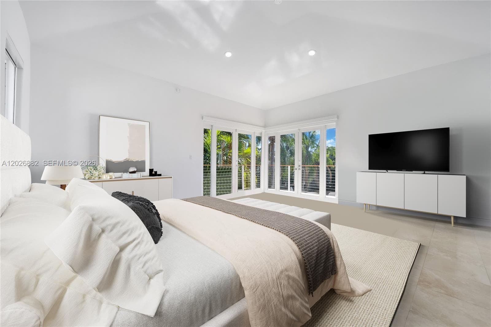 7155 E Lago Dr, Coral Gables FL 33143 — 8