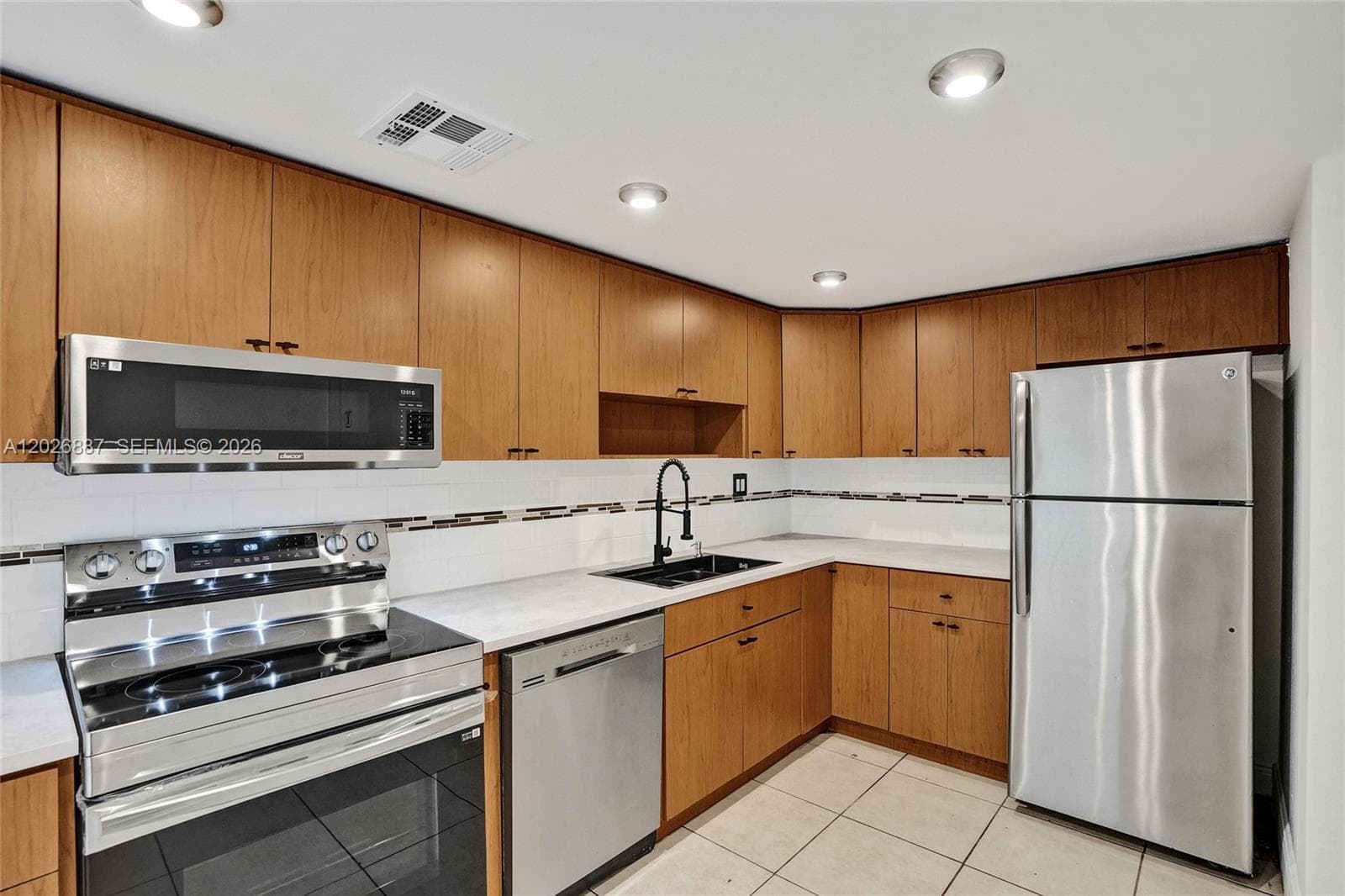 1800 Sans Souci Blvd # 435, North Miami FL 33181 — 13