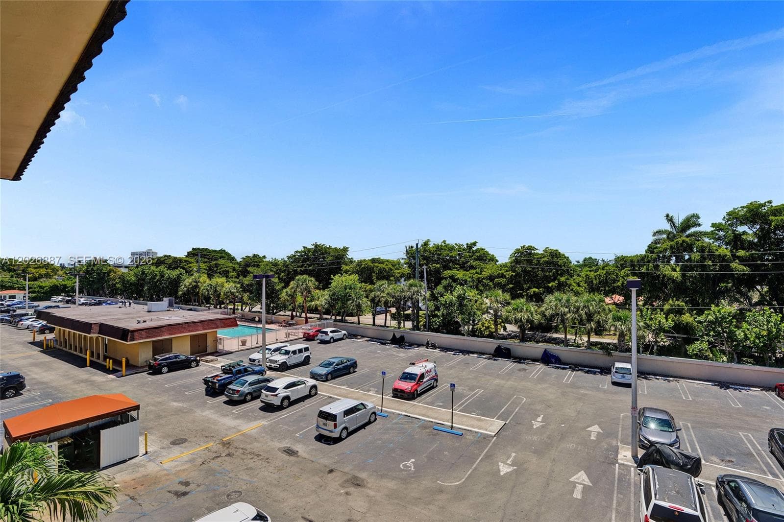 1800 Sans Souci Blvd # 435, North Miami FL 33181 — 32