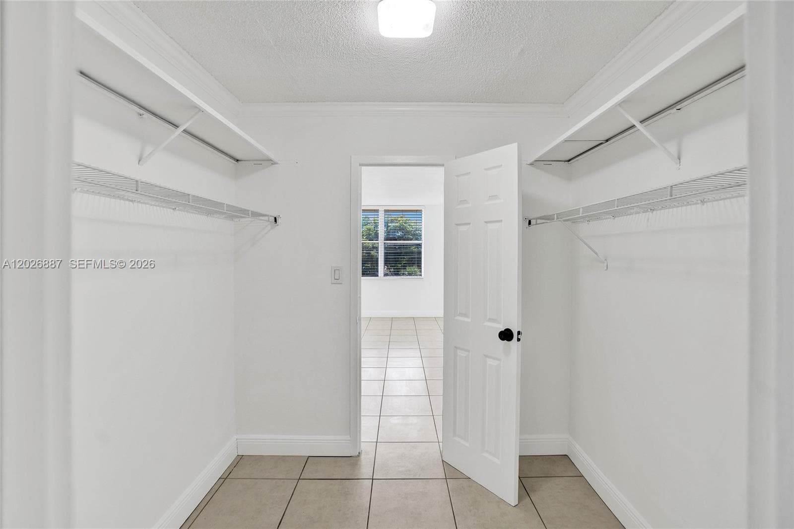 1800 Sans Souci Blvd # 435, North Miami FL 33181 — 33