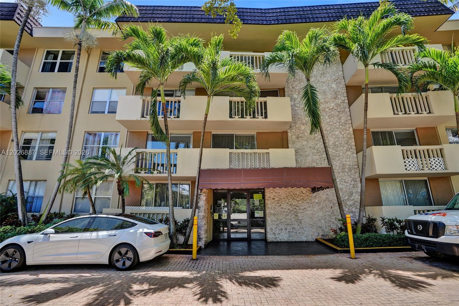 1800 Sans Souci Blvd # 435, North Miami FL 33181 — 4
