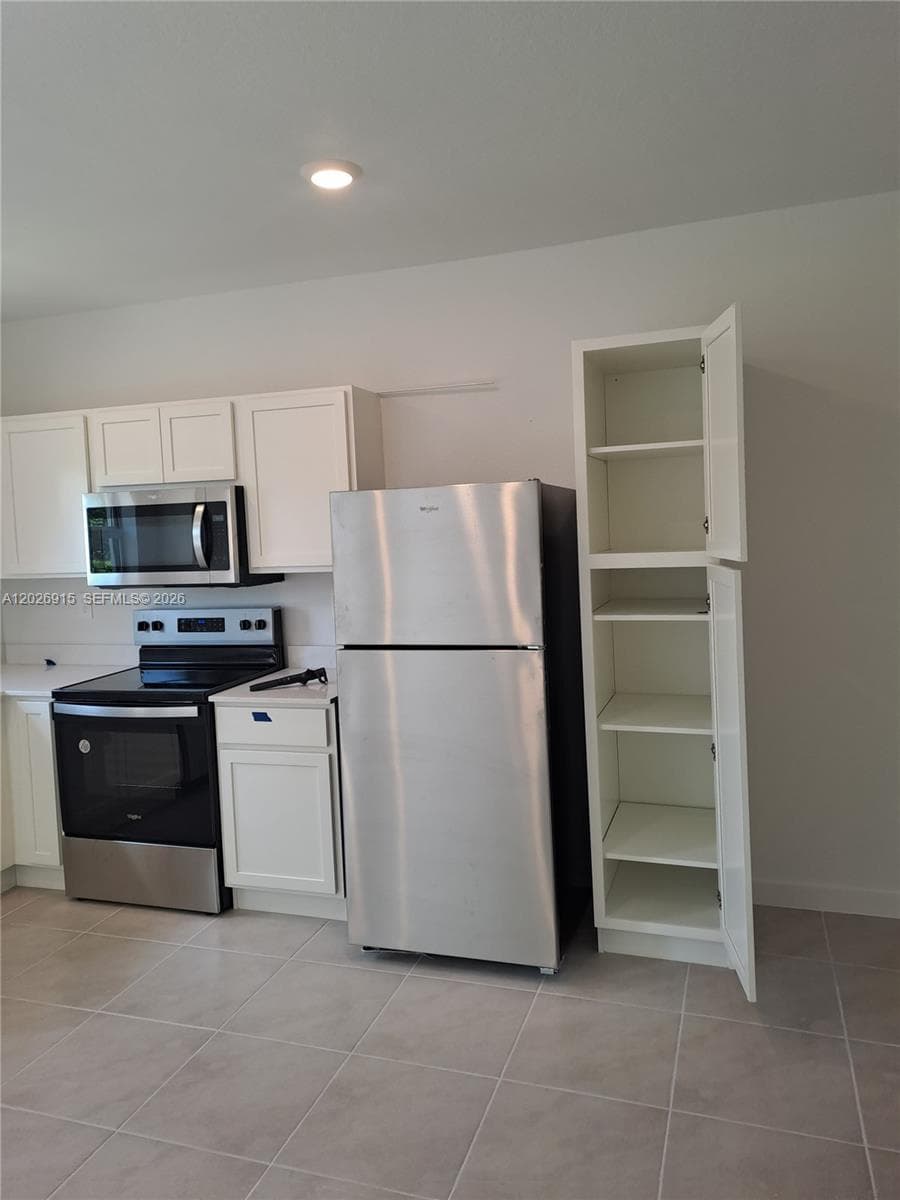 408 NE 1st Dr, Florida City FL 33034 — 11