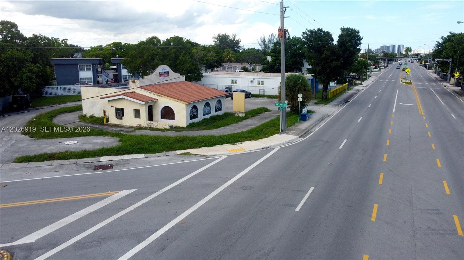 14100 W Dixie Hwy, North Miami FL 33161 — 1