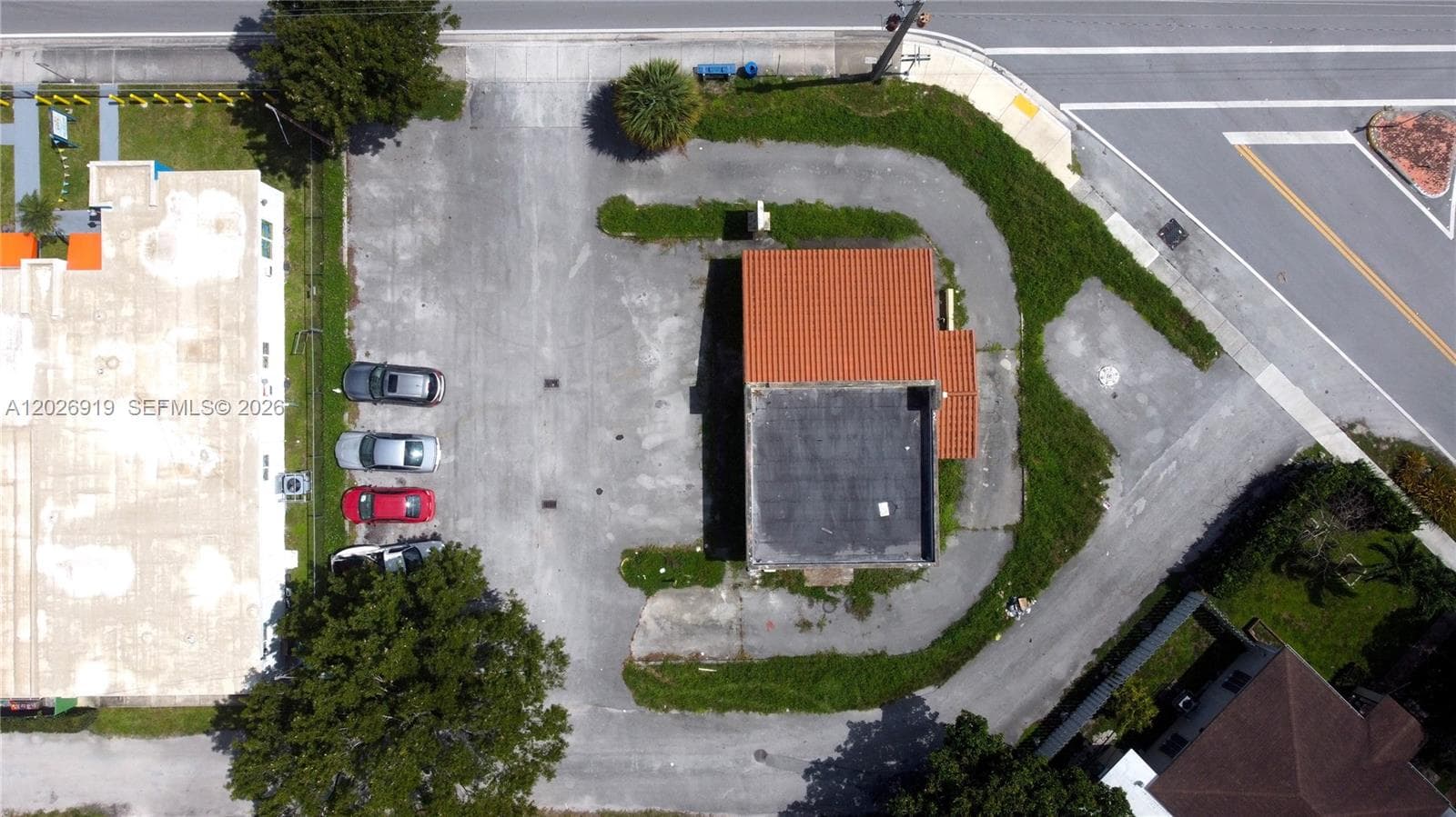 14100 W Dixie Hwy, North Miami FL 33161 — 5