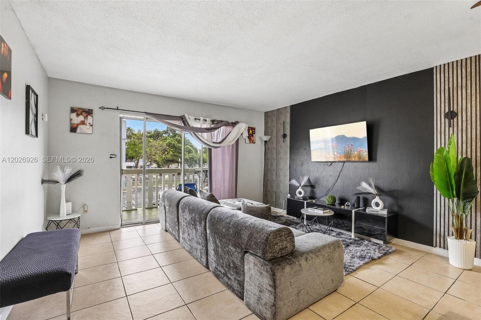 15225 NE 6th Ave # B208, Miami FL 33162 — 2